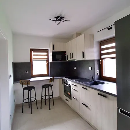 Uprostred Trojuhelniku Praha - Karlovy Vary - Plzen Apartment